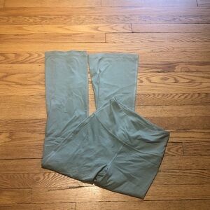 Lululemon Size 6 Wide Leg High Rise Align Leggings. Sea green color.